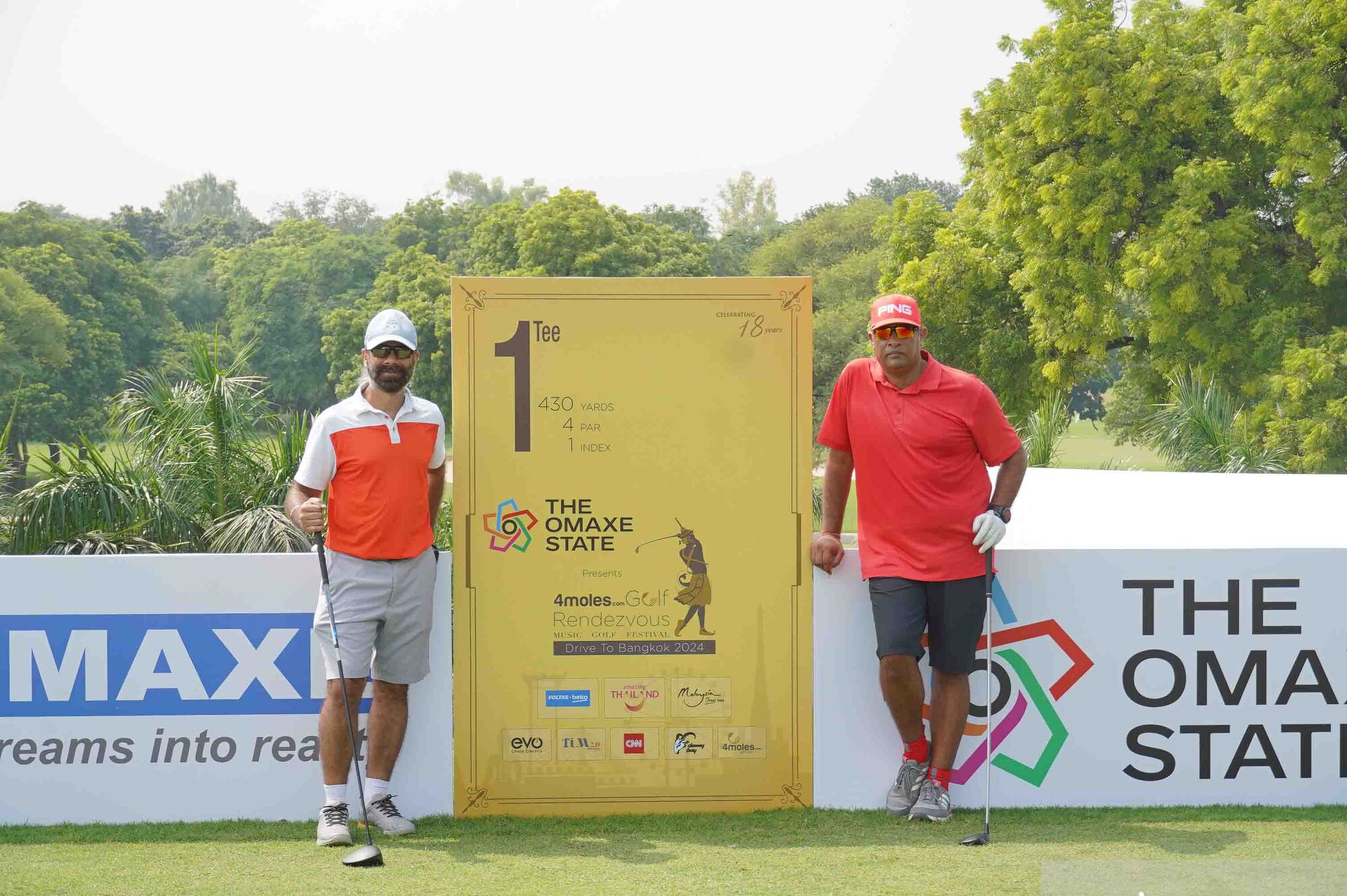 Golfers with full confidence at The Omaxe State presents 4moles Golf Rendezvous at Qutab Golf Course, Delhi