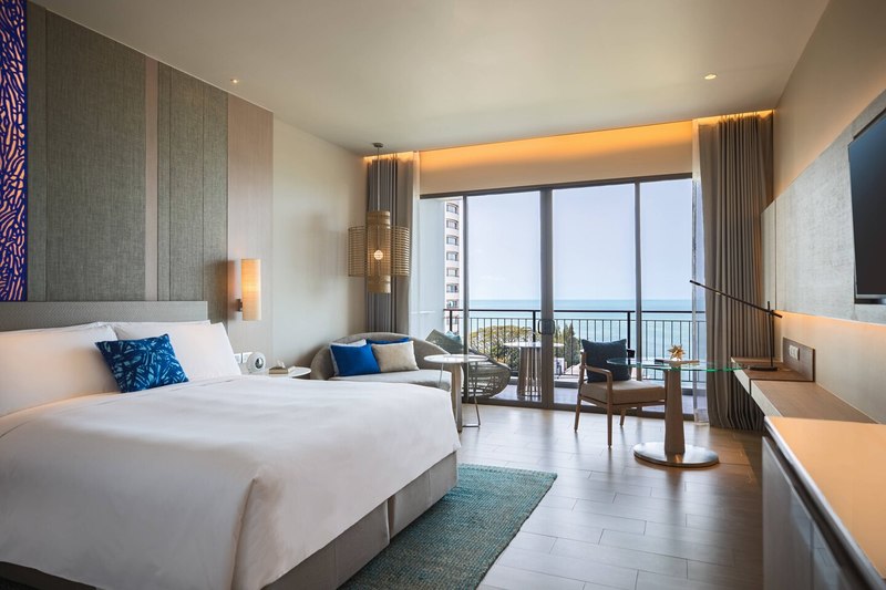 Luxurious stay at Renaissance Pattaya